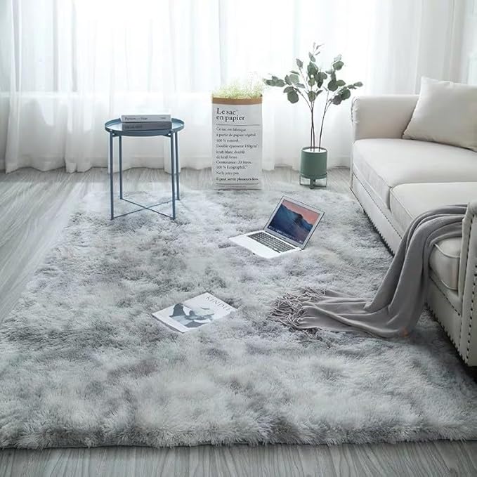 Fluffy carpet - Light Grey and GREY